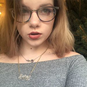 Meet your Posher, Haley